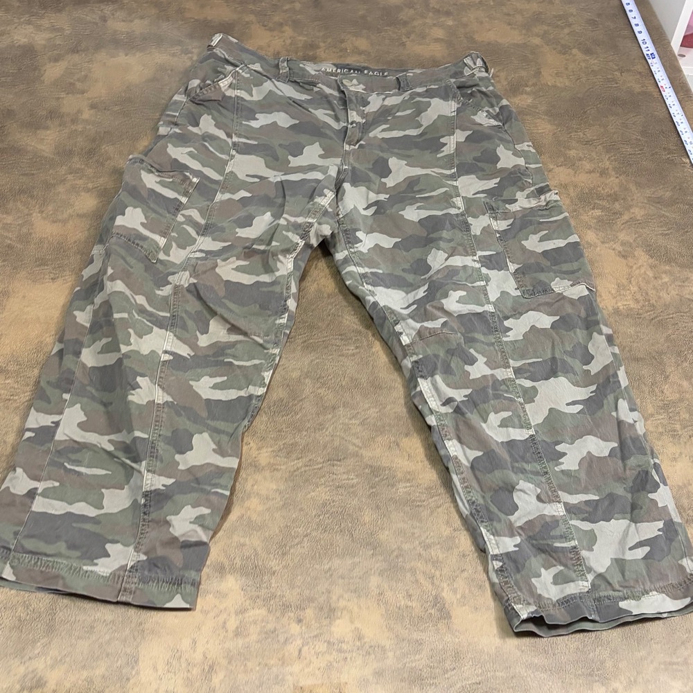 American Eagle Cargo Pants Womens 14 Green Camo Barrel Stretch Utility 03556
